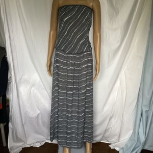 Cool change grey striped sleeveless maxi dress ML